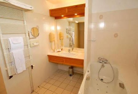 Hotel La Chaum'Yerres Chaumes-en-Brie Eksteriør billede